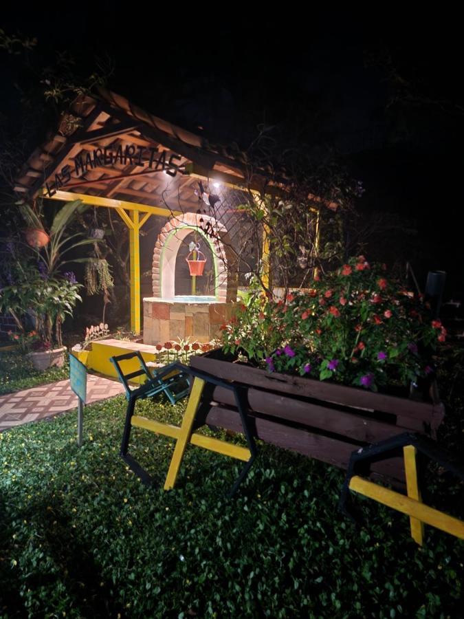 Hotel Y Restaurante Las Margaritas Perquín Exterior foto